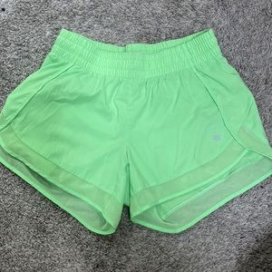 Athleta Mesh racer run short 4”
